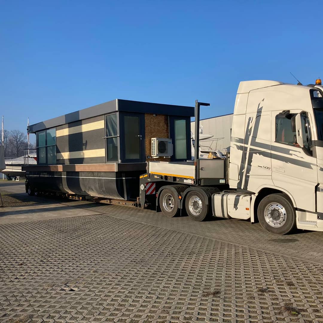 Prace z wykorzystaniem dźwigu - Przeprowadzki maszyn - Transport ciężki